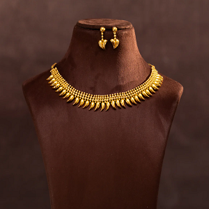 Gold necklace collection